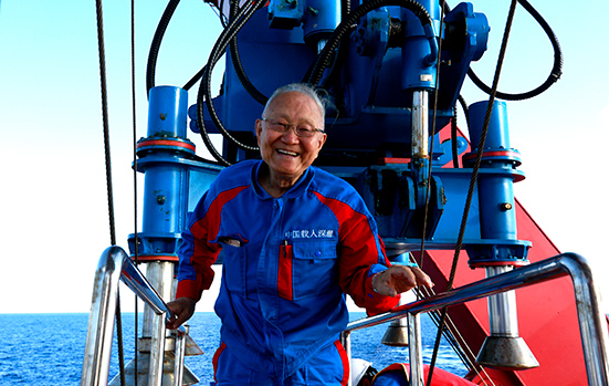 “院士后”汪品先：82岁9天3次深潜南海