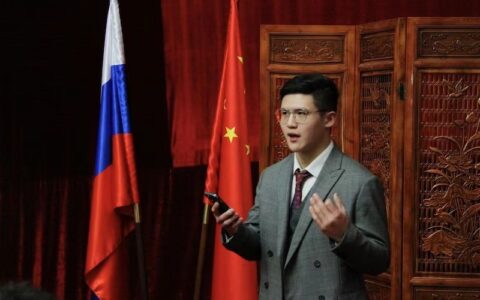 世界洪门组织金华山星聚堂成员易展帆